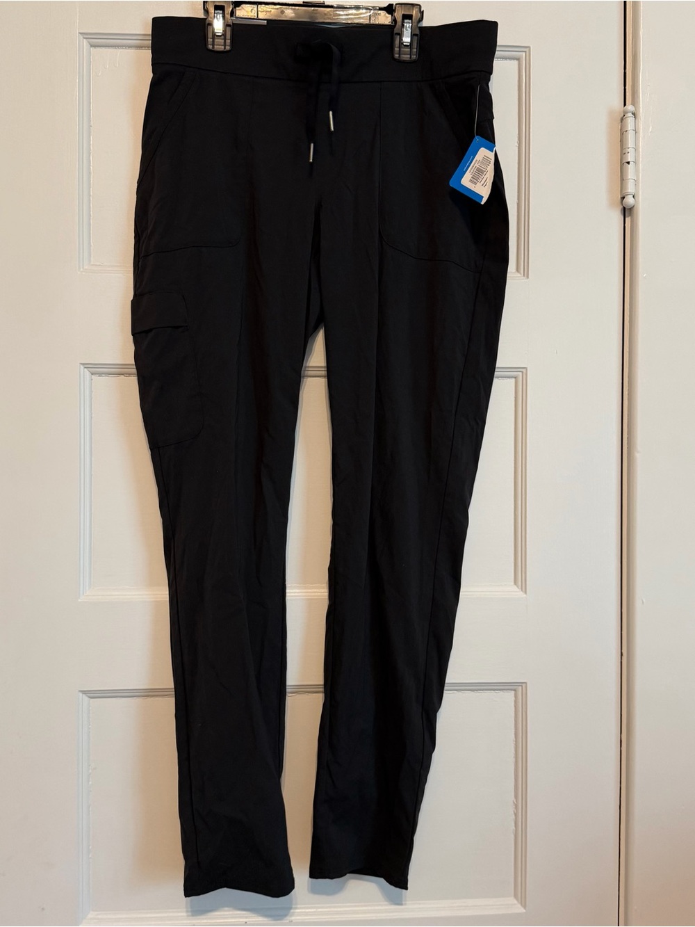 NWT Columbia Women’s Active Fit Cargo Pants Black Medium 32x30 Hiking Travel
